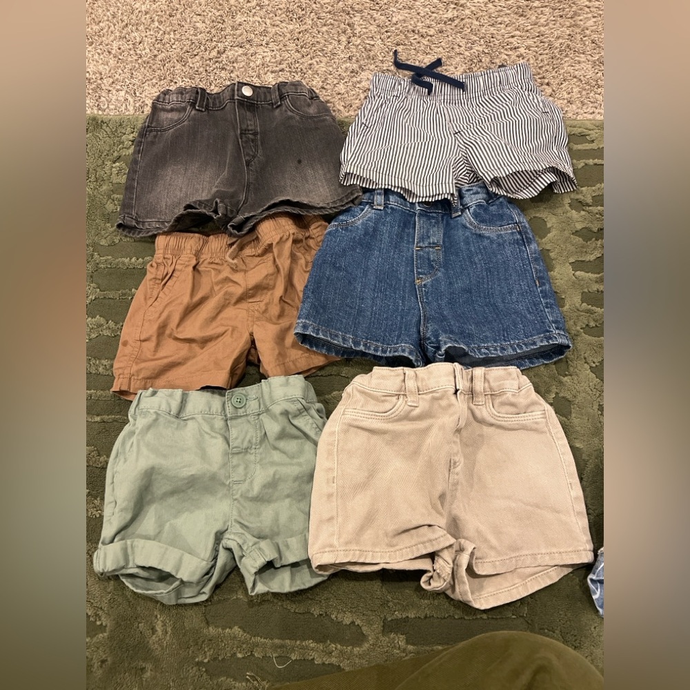 H&M Baby Shorts Bundle – Size 6–9 Months (Lot of 6)